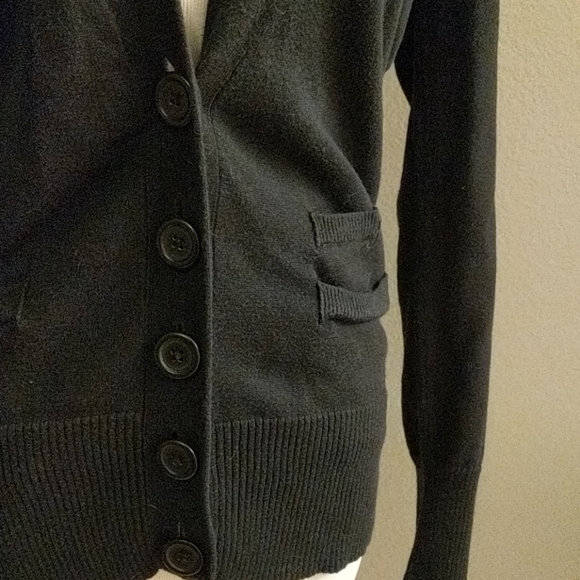 Old Navy Black Cardigan - Picture 2 of 4